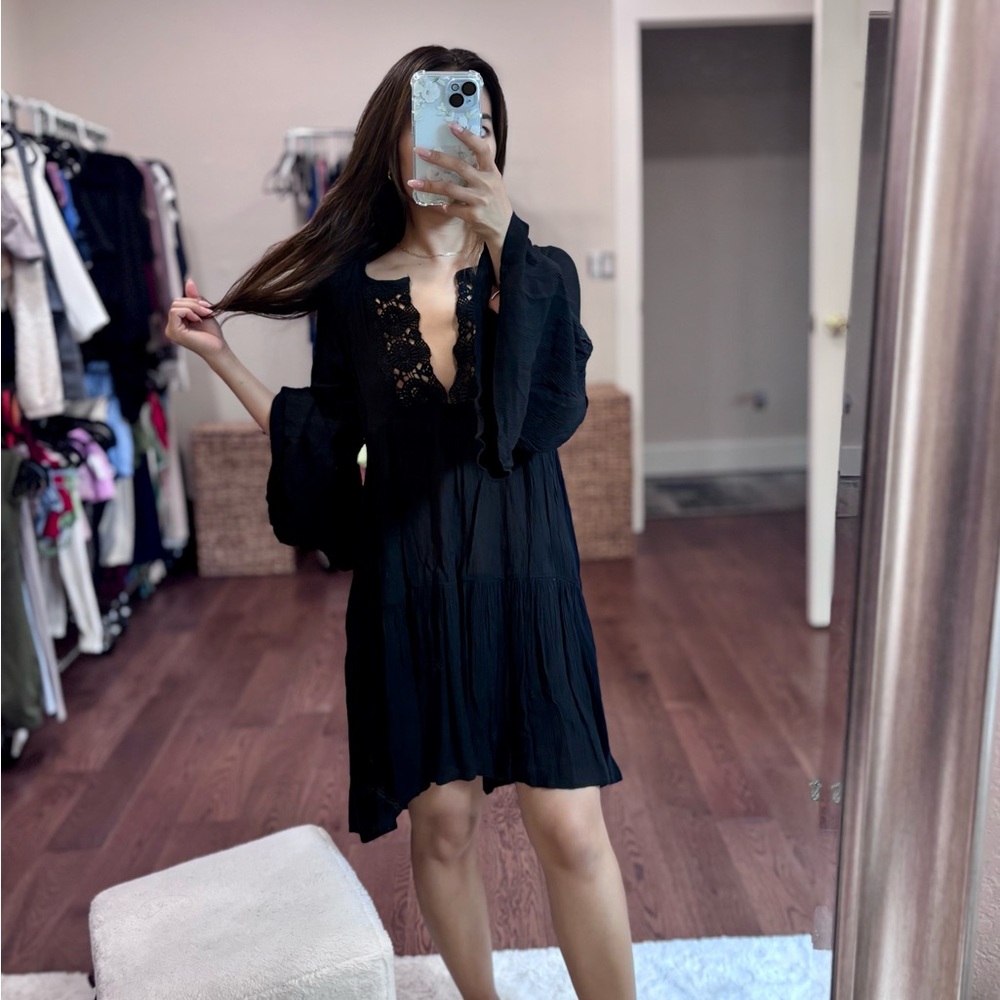 Elegant Black Lace Trim Dress